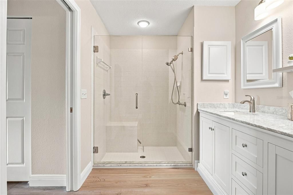 For Sale: $450,000 (2 beds, 2 baths, 1903 Square Feet)