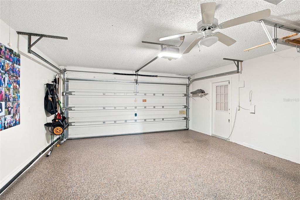 For Sale: $450,000 (2 beds, 2 baths, 1903 Square Feet)