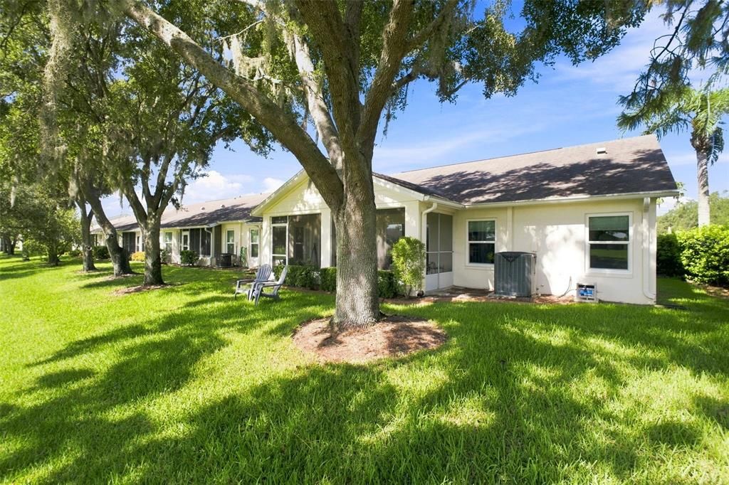 For Sale: $450,000 (2 beds, 2 baths, 1903 Square Feet)