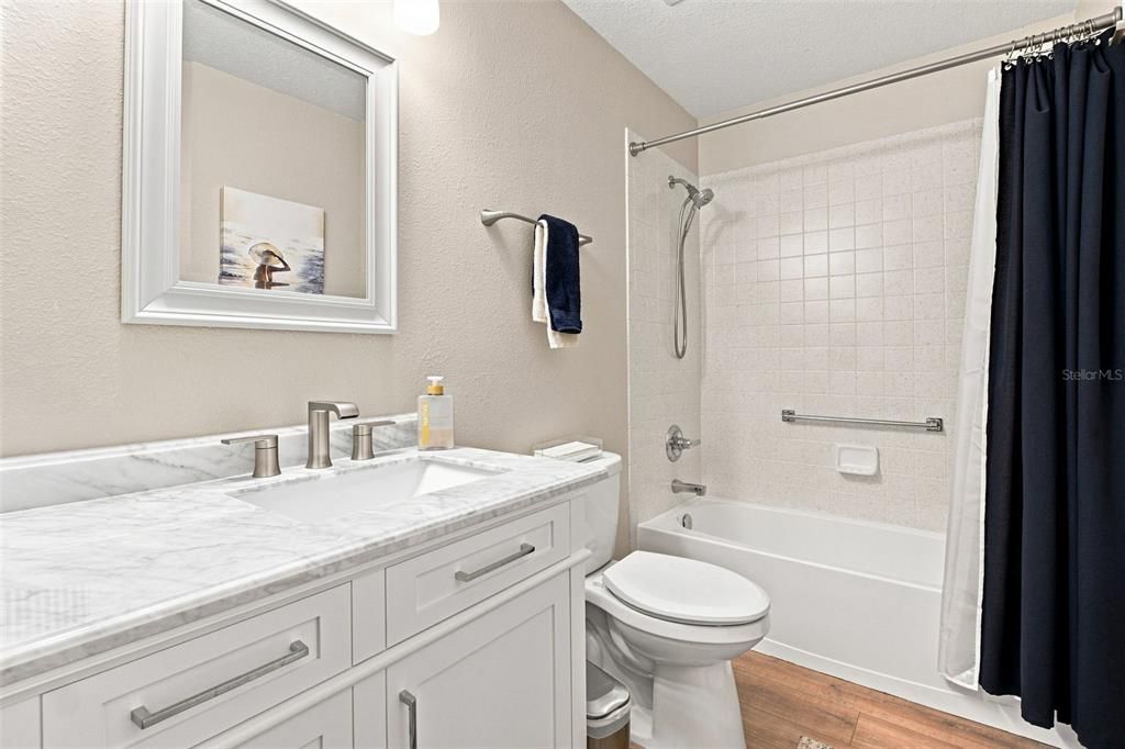 For Sale: $450,000 (2 beds, 2 baths, 1903 Square Feet)