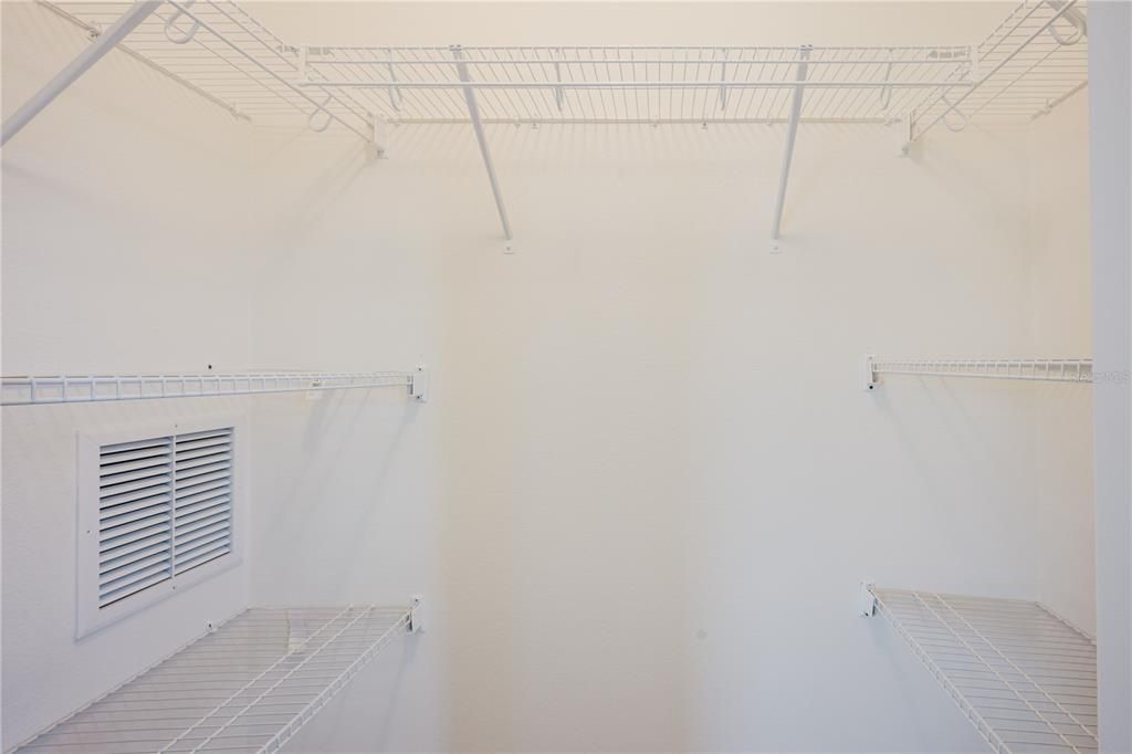 En Renta: $3,500 (4 camas, 3 baños, 2812 Pies cuadrados)