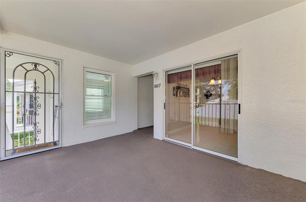 For Sale: $199,000 (2 beds, 2 baths, 1352 Square Feet)