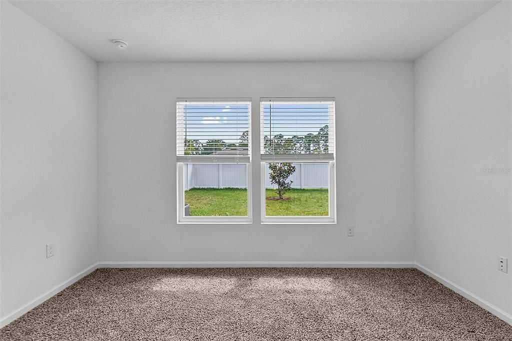 For Sale: $290,000 (3 beds, 2 baths, 1198 Square Feet)