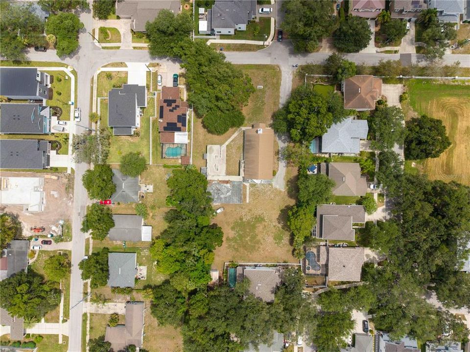 For Sale: $1,300,000 (1.08 acres)