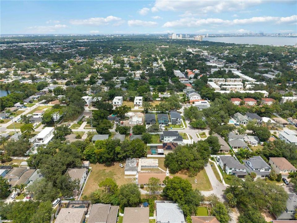 For Sale: $1,300,000 (1.08 acres)