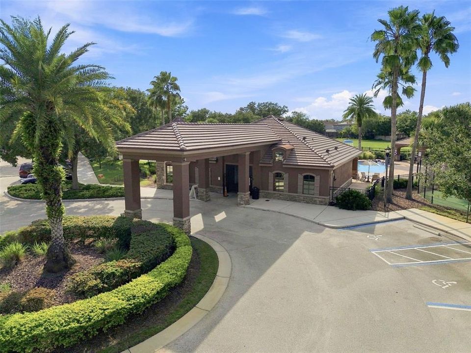 En Venta: $514,900 (4 camas, 2 baños, 2539 Pies cuadrados)
