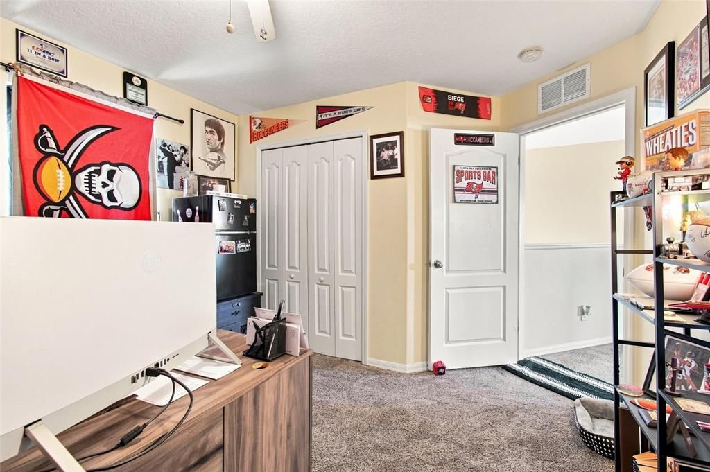 En Venta: $514,900 (4 camas, 2 baños, 2539 Pies cuadrados)