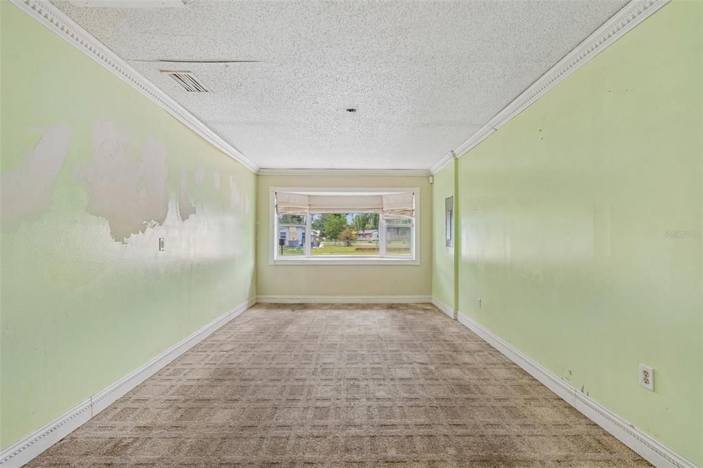 For Sale: $199,900 (3 beds, 2 baths, 1280 Square Feet)