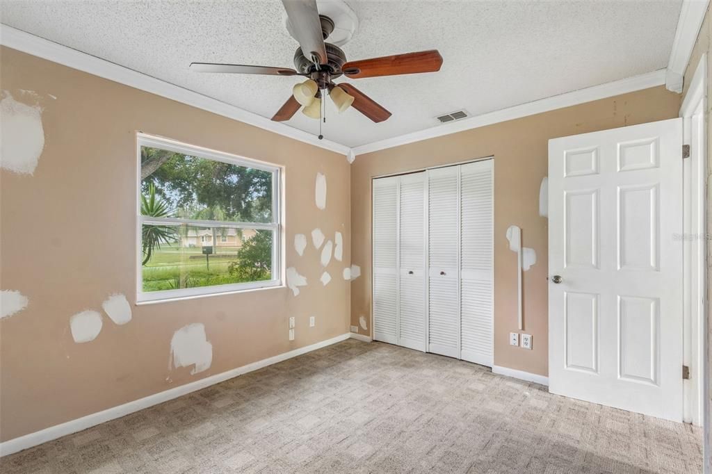 For Sale: $199,900 (3 beds, 2 baths, 1280 Square Feet)