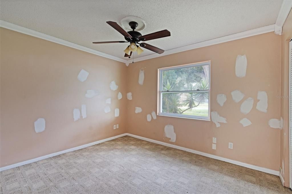 For Sale: $199,900 (3 beds, 2 baths, 1280 Square Feet)