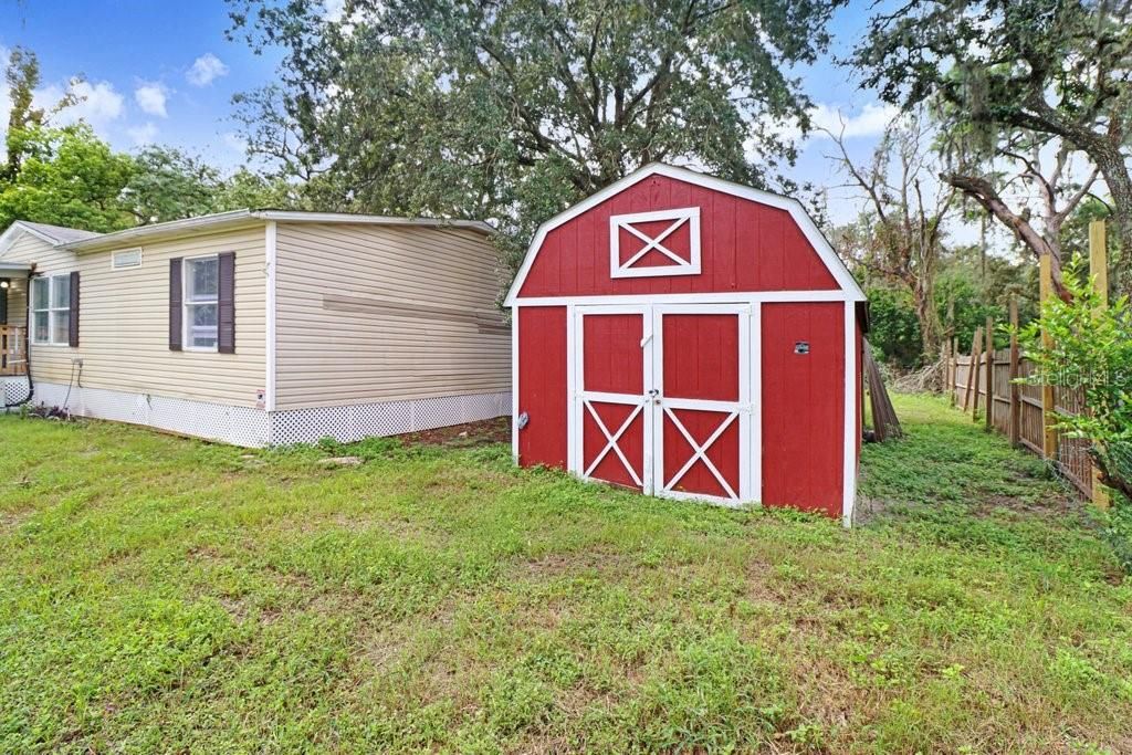 На продажу: $175,000 (4 спален, 2 ванн, 1350 Квадратных фут)
