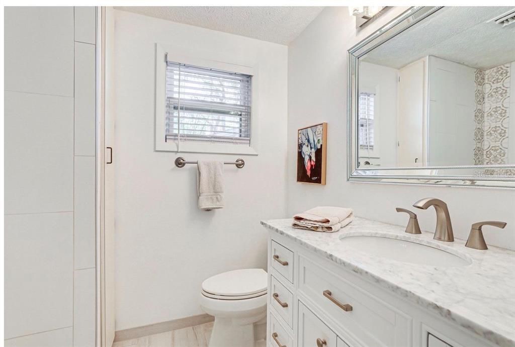 For Rent: $3,150 (3 beds, 3 baths, 2100 Square Feet)