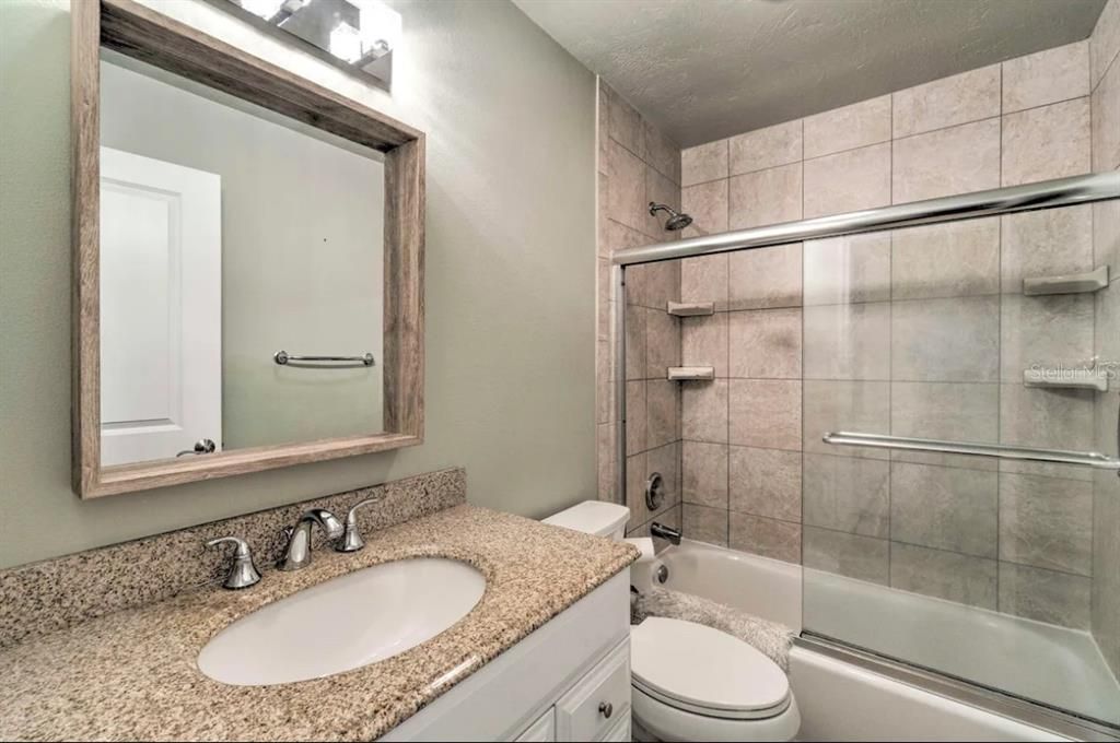 For Rent: $3,150 (3 beds, 3 baths, 2100 Square Feet)