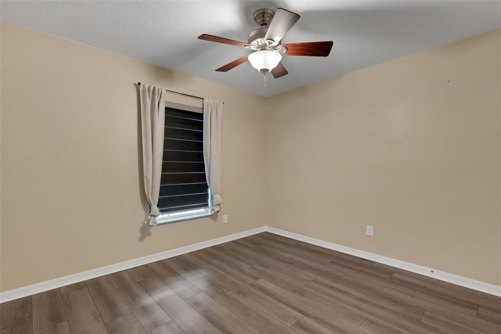 For Sale: $330,000 (3 beds, 2 baths, 1695 Square Feet)