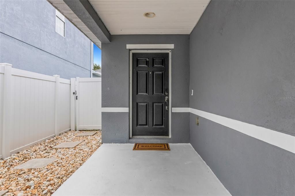 For Sale: $330,000 (3 beds, 2 baths, 1695 Square Feet)