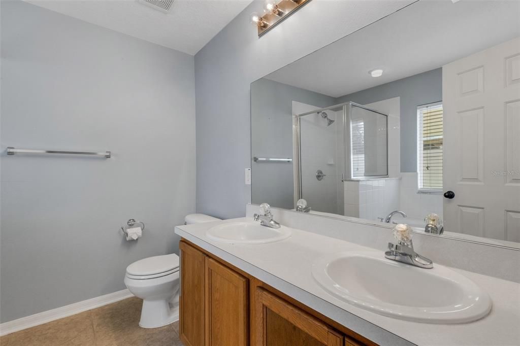For Sale: $330,000 (3 beds, 2 baths, 1695 Square Feet)