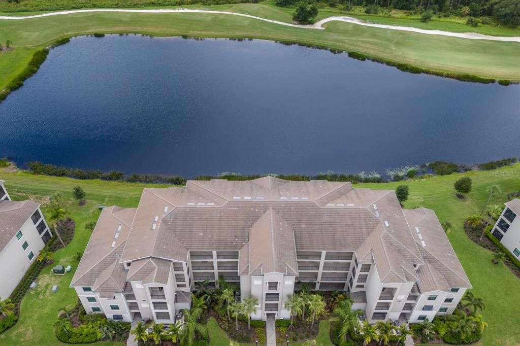 En Venta: $299,900 (2 camas, 2 baños, 1142 Pies cuadrados)