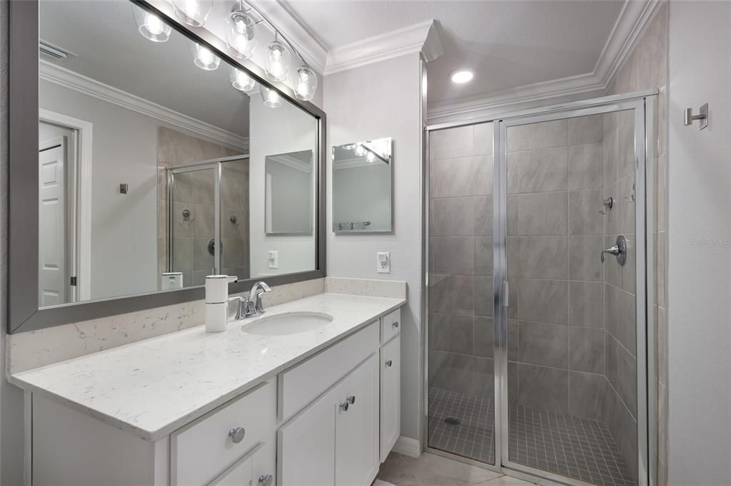 En Venta: $299,900 (2 camas, 2 baños, 1142 Pies cuadrados)