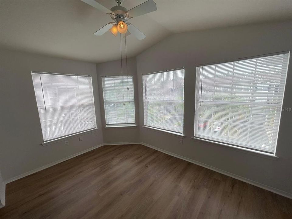 En Venta: $142,000 (2 camas, 2 baños, 1212 Pies cuadrados)