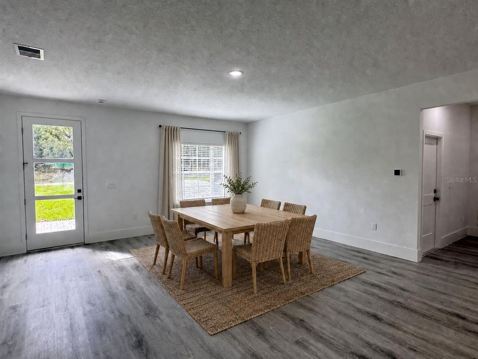 En Renta: $1,995 (4 camas, 2 baños, 1773 Pies cuadrados)