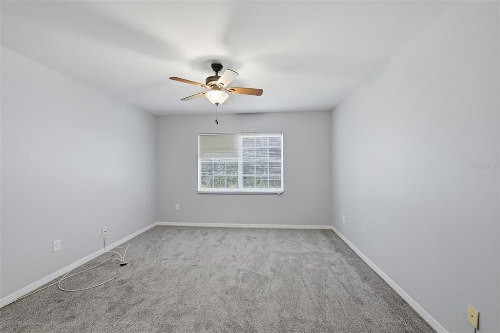 В аренду: $1,850 (2 спален, 2 ванн, 1031 Квадратных фут)
