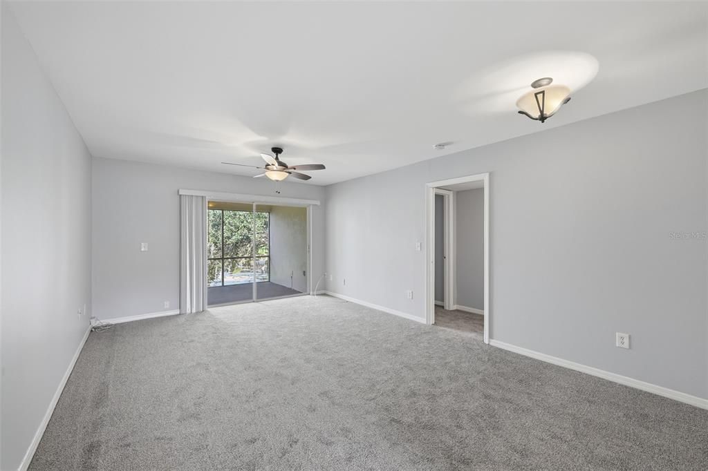 В аренду: $1,850 (2 спален, 2 ванн, 1031 Квадратных фут)