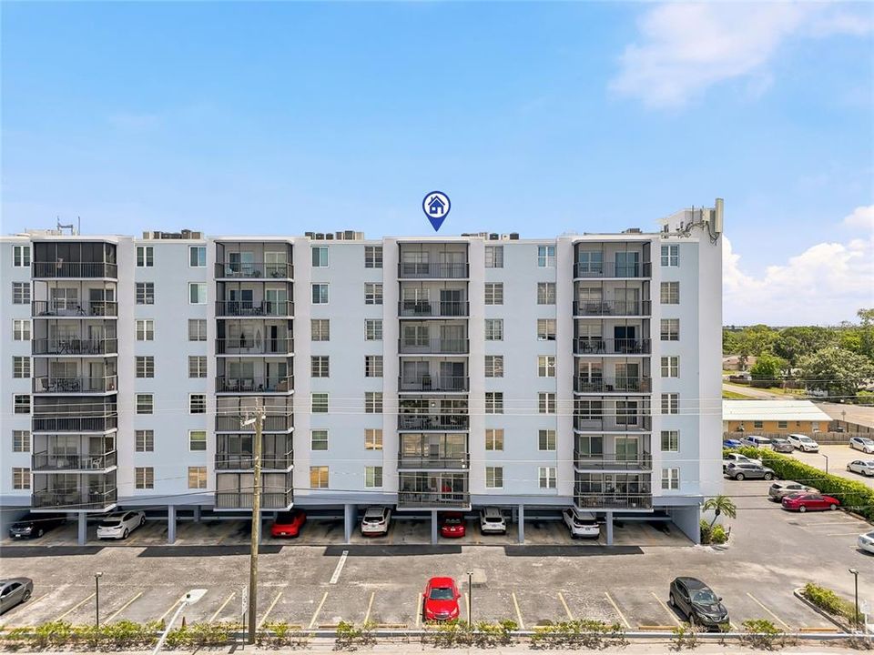 For Sale: $134,000 (2 beds, 2 baths, 940 Square Feet)