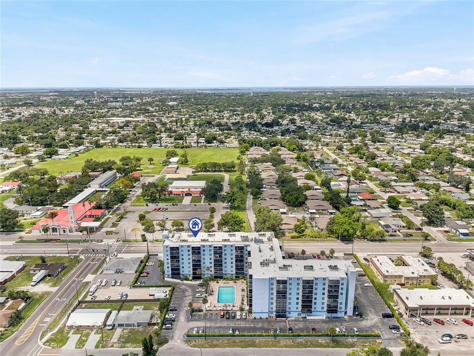 For Sale: $134,000 (2 beds, 2 baths, 940 Square Feet)