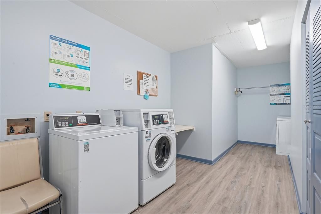For Sale: $134,000 (2 beds, 2 baths, 940 Square Feet)