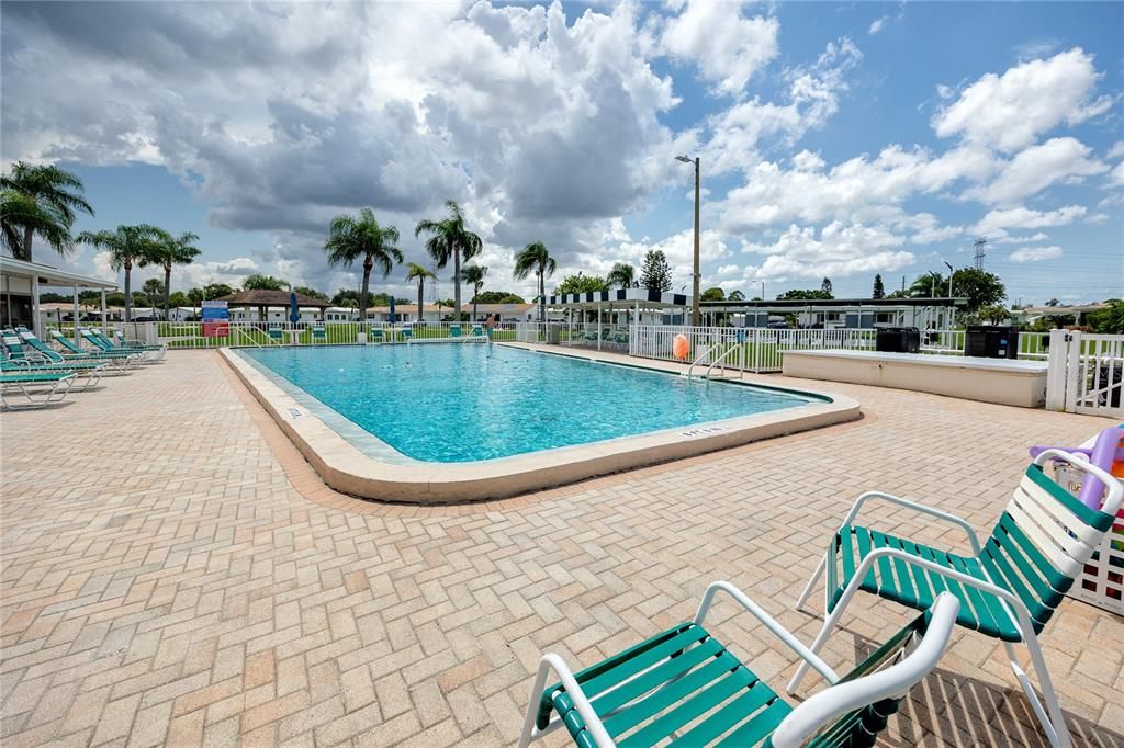 En Venta: $369,999 (2 camas, 2 baños, 1649 Pies cuadrados)