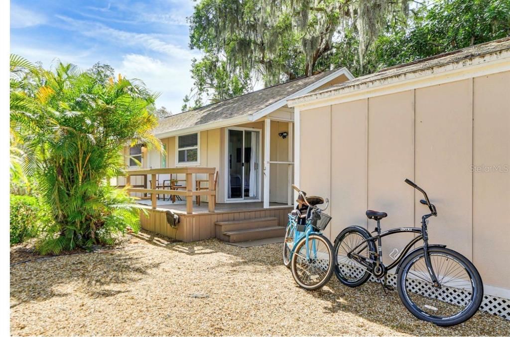 For Rent: $1,450 (1 beds, 1 baths, 750 Square Feet)