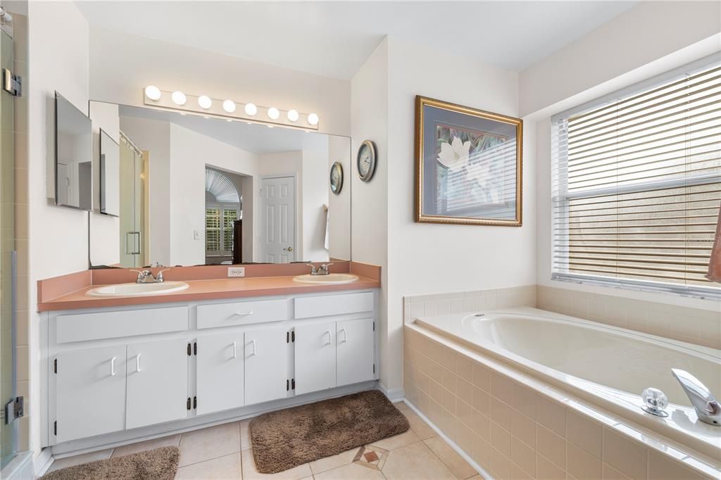 For Sale: $480,000 (4 beds, 2 baths, 2181 Square Feet)