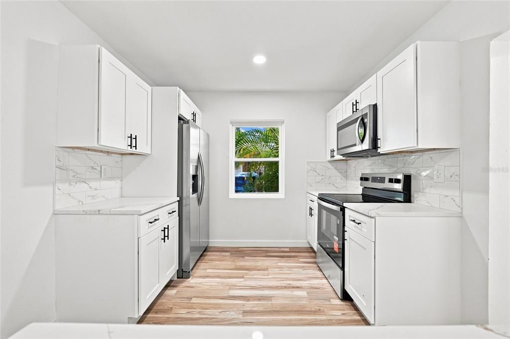 En Venta: $323,900 (3 camas, 1 baños, 921 Pies cuadrados)