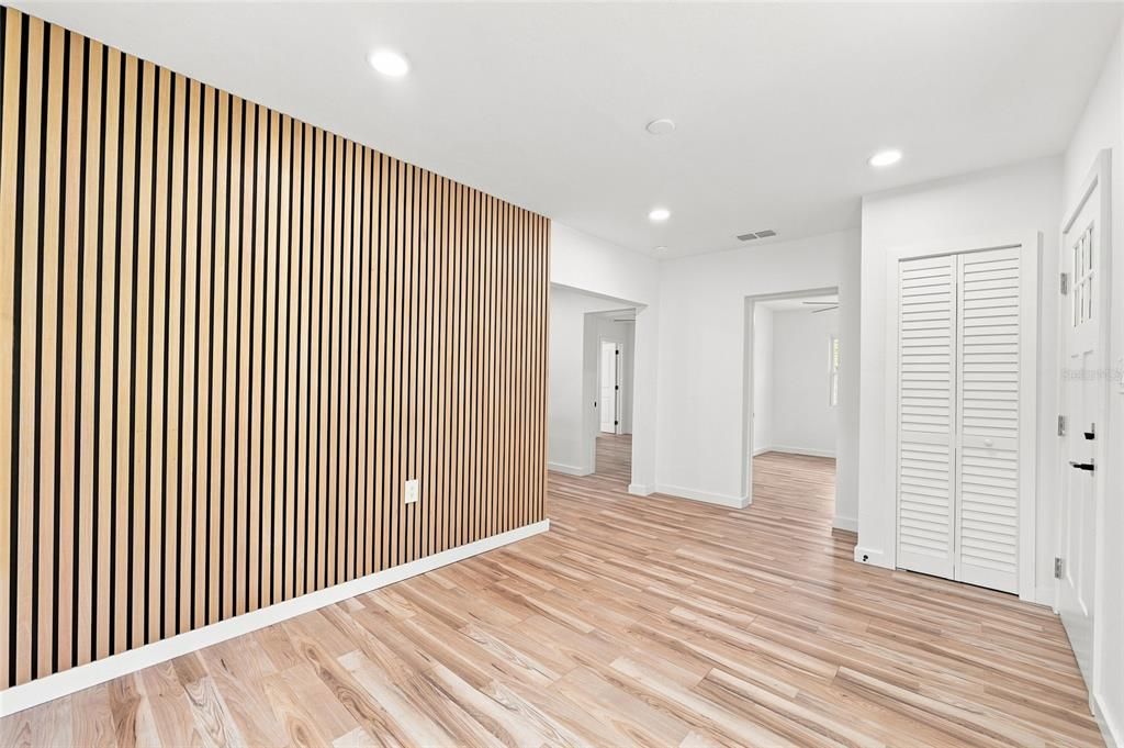 En Venta: $323,900 (3 camas, 1 baños, 921 Pies cuadrados)
