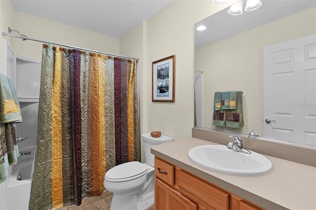 For Sale: $306,900 (2 beds, 2 baths, 1188 Square Feet)