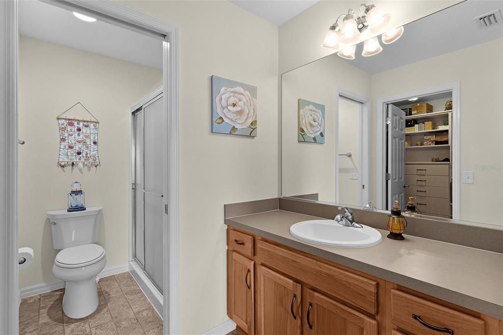For Sale: $306,900 (2 beds, 2 baths, 1188 Square Feet)