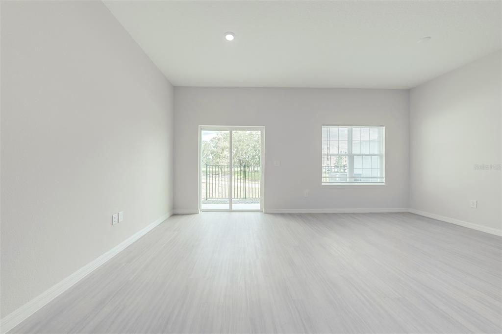 For Rent: $1,800 (3 beds, 2 baths, 1548 Square Feet)
