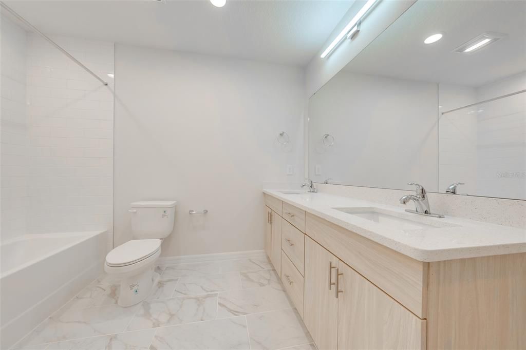 For Rent: $1,800 (3 beds, 2 baths, 1548 Square Feet)
