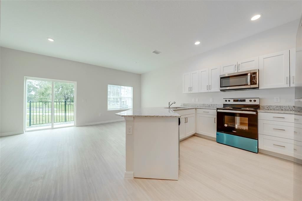 For Rent: $1,800 (3 beds, 2 baths, 1548 Square Feet)
