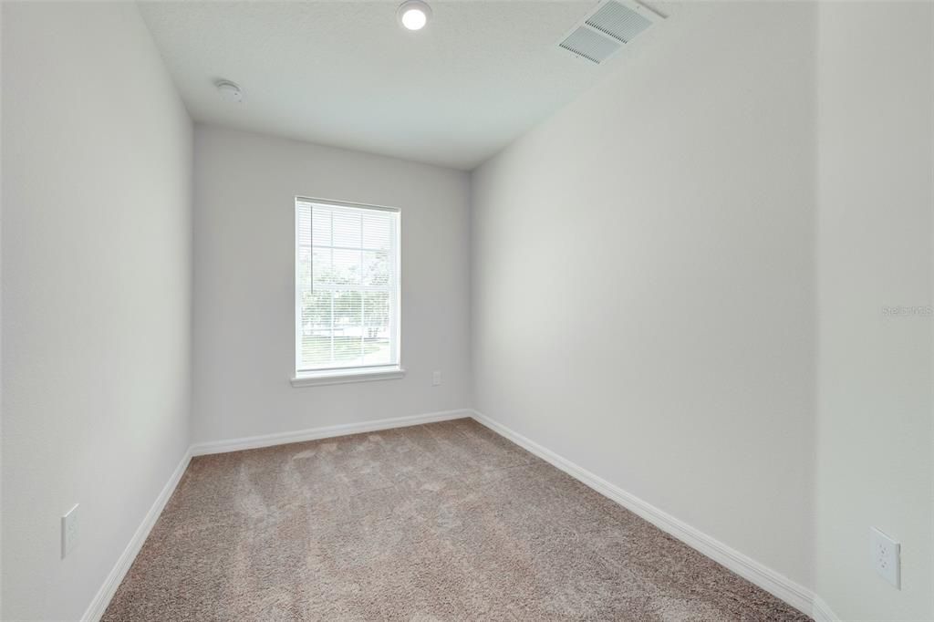 For Rent: $1,800 (3 beds, 2 baths, 1548 Square Feet)