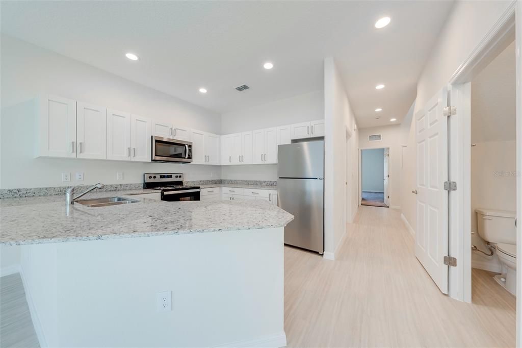 For Rent: $1,800 (3 beds, 2 baths, 1548 Square Feet)