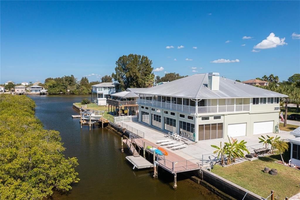 En Venta: $1,100,000 (3 camas, 2 baños, 3888 Pies cuadrados)