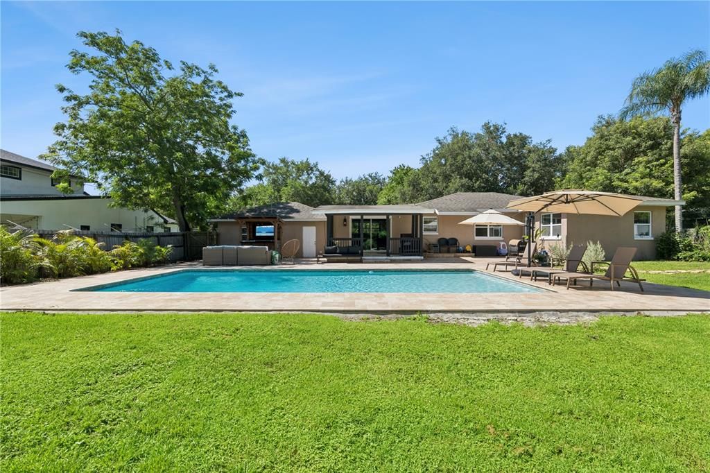 For Sale: $664,900 (4 beds, 2 baths, 1877 Square Feet)
