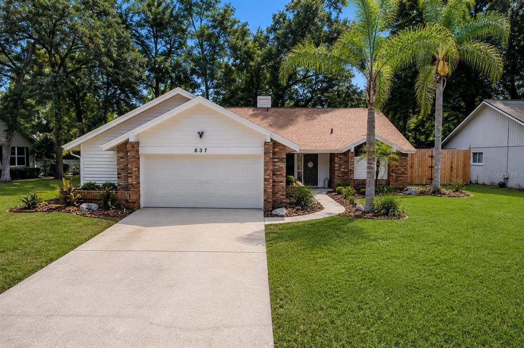 For Sale: $485,000 (4 beds, 2 baths, 2102 Square Feet)