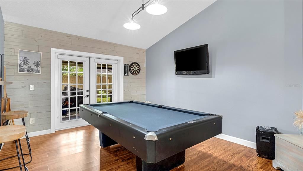For Sale: $485,000 (4 beds, 2 baths, 2102 Square Feet)