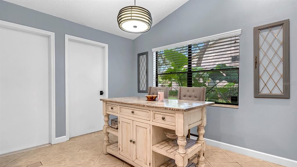 For Sale: $485,000 (4 beds, 2 baths, 2102 Square Feet)
