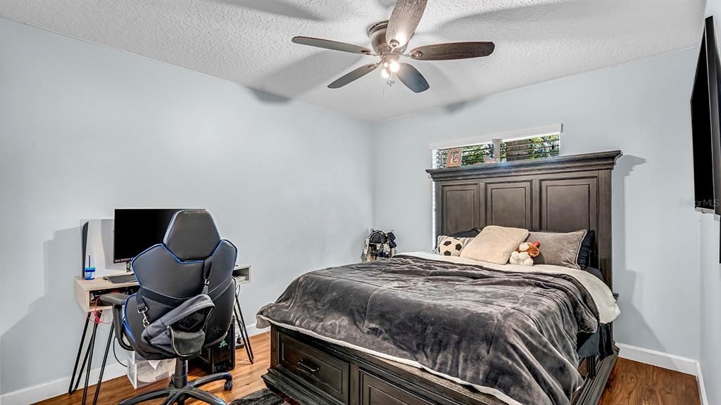 For Sale: $485,000 (4 beds, 2 baths, 2102 Square Feet)