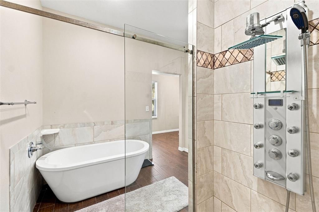 На продажу: $399,000 (3 спален, 2 ванн, 1840 Квадратных фут)