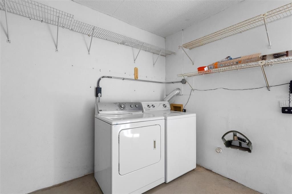 En Venta: $195,000 (2 camas, 2 baños, 960 Pies cuadrados)