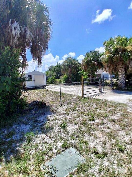 待售: $48,900 (0.08 acres)